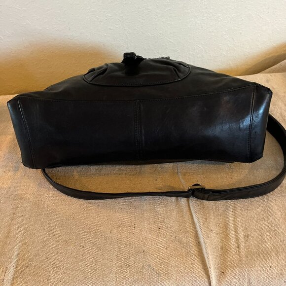 Christopher & Kon Woman's Black Leather Bohemian Crossbody/Travel/Hand Bag - Picture 9 of 11